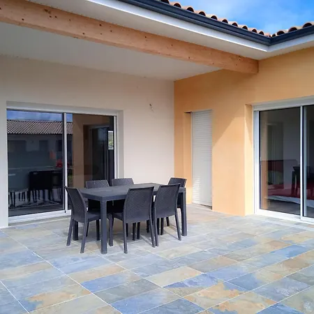 Вилла La Des Muriers Tres Spacieuse De 1 A 8 Voyageurs Avec Lit Bb Dans Un Environnement Calme Dans Les Coteaux *