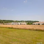 Villa La Des Mûriers Très Spacieuse De 1 à 8 Voyageurs Avec Lit Bb Dans Un Environnement Calme Dans Les Coteaux *