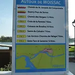 La Des Mûriers Très Spacieuse De 1 à 8 Voyageurs Avec Lit Bb Dans Un Environnement Calme Dans Les Coteaux Villa Malause