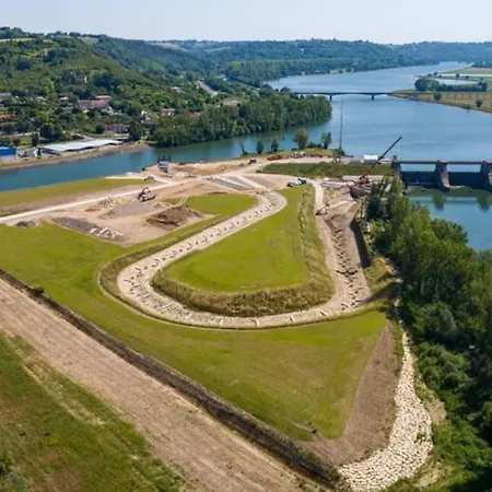 La Des Muriers Tres Spacieuse De 1 A 8 Voyageurs Avec Lit Bb Dans Un Environnement Calme Dans Les Coteaux ヴィラ *