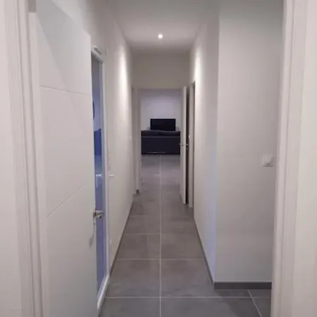 La Des Muriers Tres Spacieuse De 1 A 8 Voyageurs Avec Lit Bb Dans Un Environnement Calme Dans Les Coteaux ヴィラ Malause