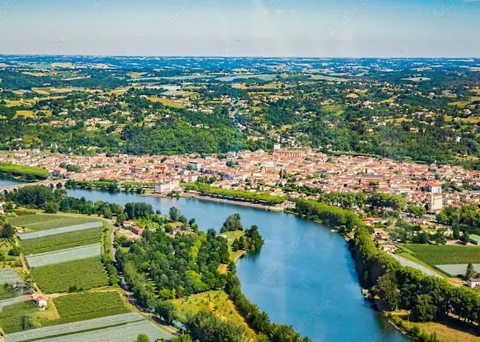 La Des Muriers Tres Spacieuse De 1 A 8 Voyageurs Avec Lit Bb Dans Un Environnement Calme Dans Les Coteaux *