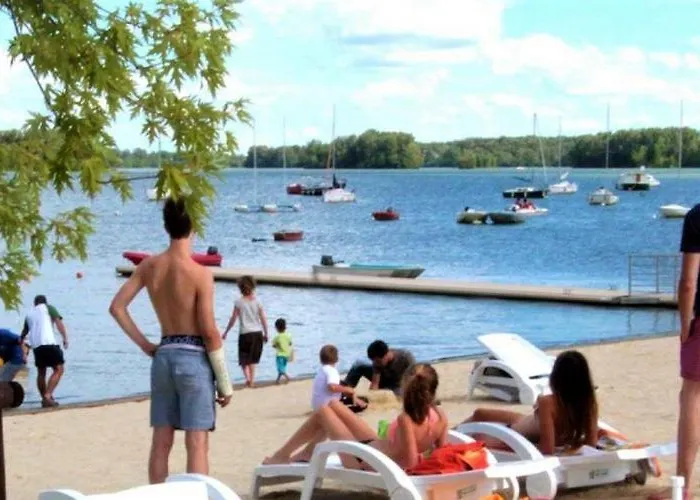 La Des Muriers Tres Spacieuse De 1 A 8 Voyageurs Avec Lit Bb Dans Un Environnement Calme Dans Les Coteaux *