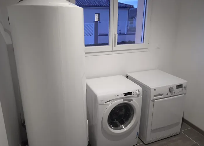 La Des Muriers Tres Spacieuse De 1 A 8 Voyageurs Avec Lit Bb Dans Un Environnement Calme Dans Les Coteaux *