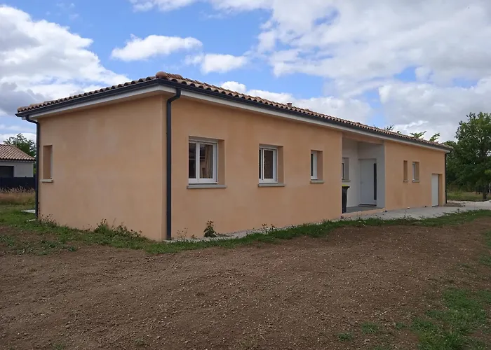 La Des Muriers Tres Spacieuse De 1 A 8 Voyageurs Avec Lit Bb Dans Un Environnement Calme Dans Les Coteaux