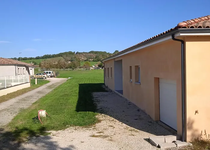 La Des Muriers Tres Spacieuse De 1 A 8 Voyageurs Avec Lit Bb Dans Un Environnement Calme Dans Les Coteaux